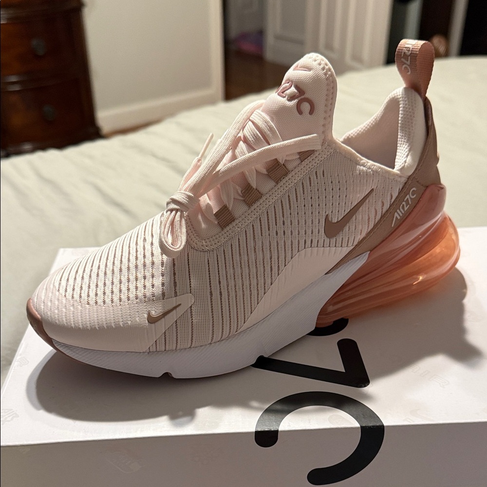 Nike Women's Air Max 270 in Cream and Peach